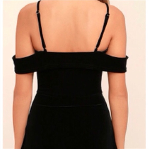 ❤️LAST ONE❤️ Velvet Off The Shoulder Dress - Picture 5 of 7